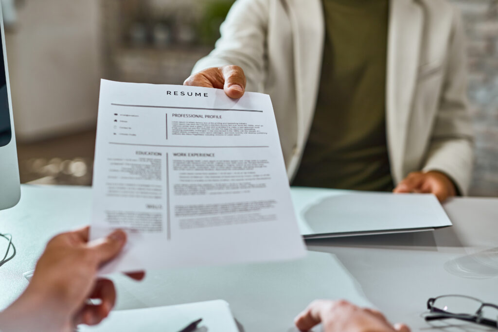 CV vs Resume Difference in Pakistan: Which One Should You Use In 2026?