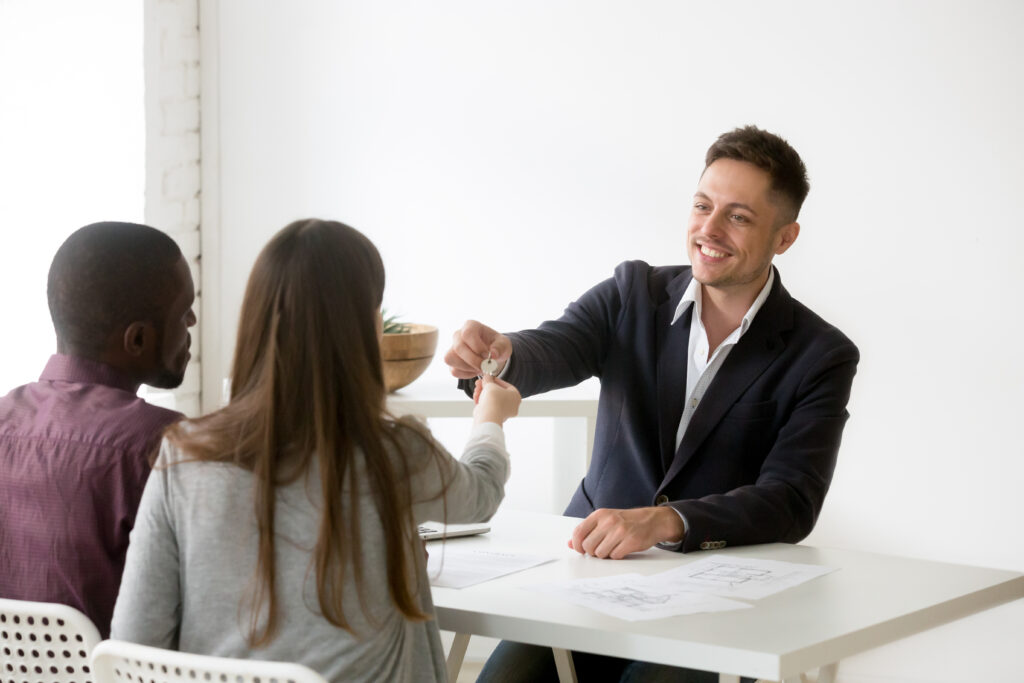 Questions to Ask Recruiters in an Interview: 5 Things Recruiters Wish Candidates Would Ask